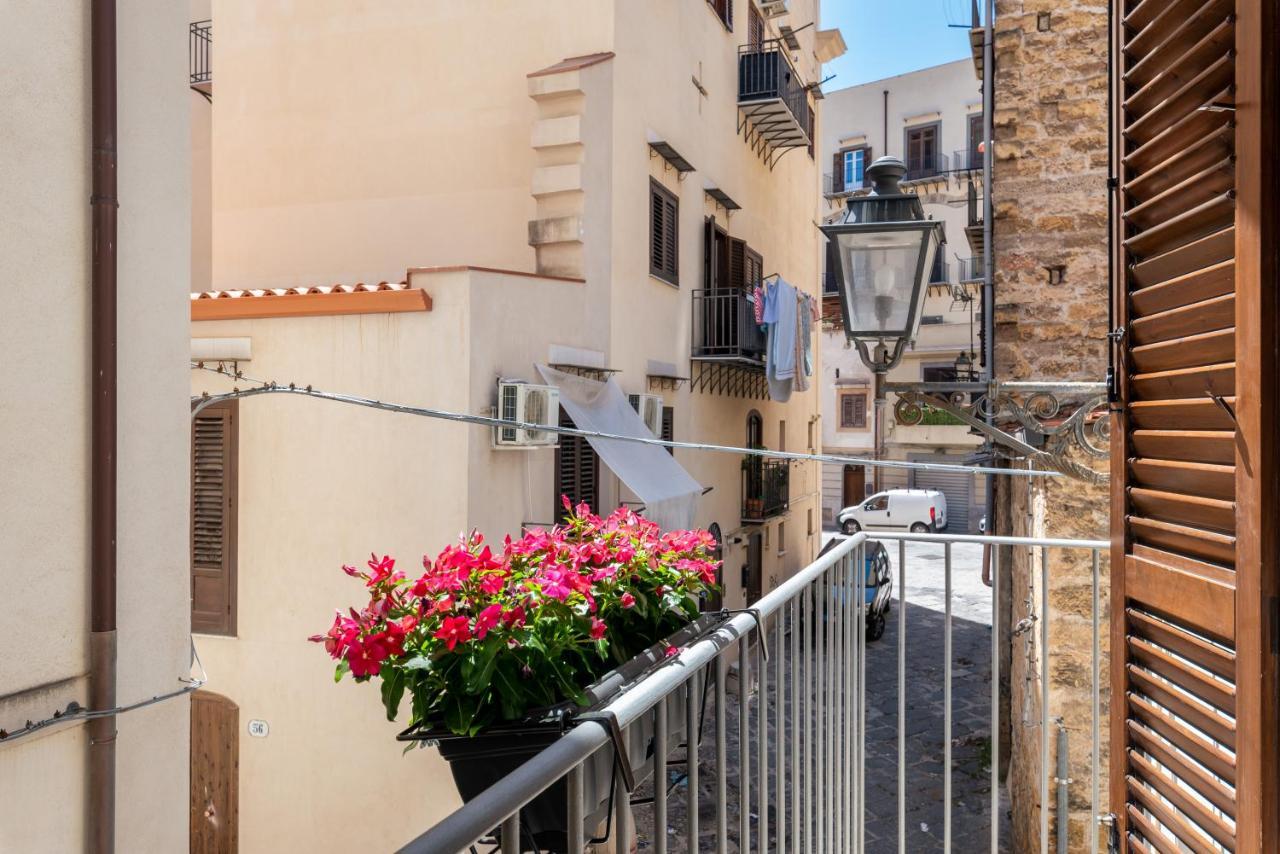Le Porte Del Kassaro Palermo Exterior photo