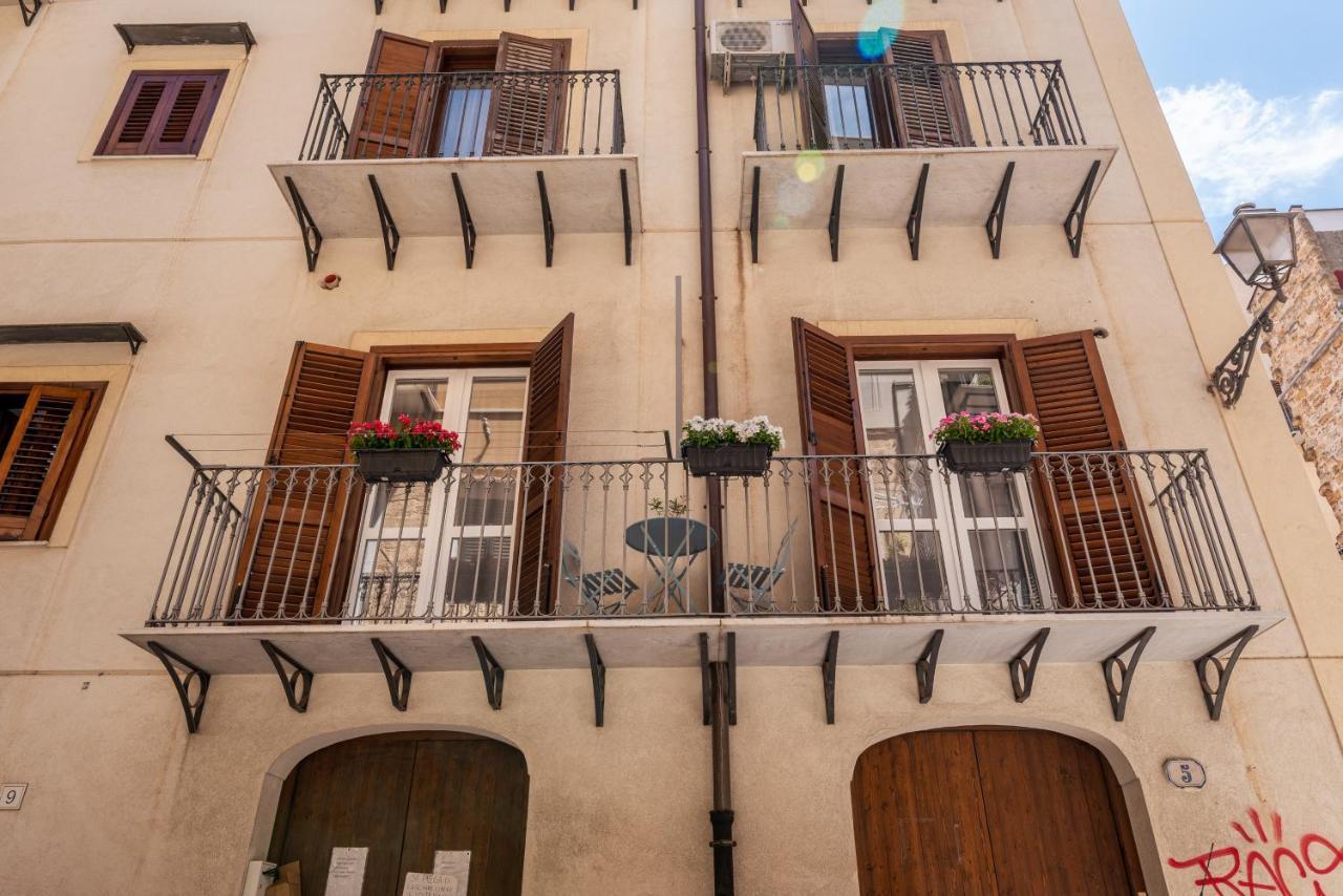 Le Porte Del Kassaro Palermo Exterior photo